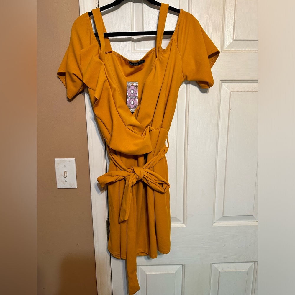 Boohoo mustard colored sun dress